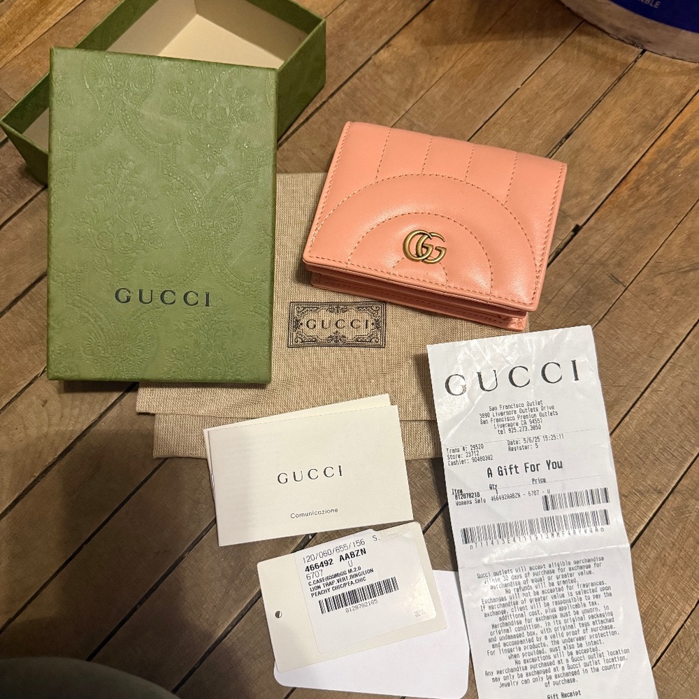 Gucci wallet
